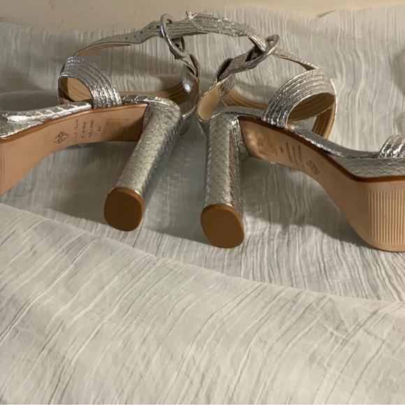 Antonio Melani Camille Metallic Snake Print Platform Heel - Picture 7 of 11